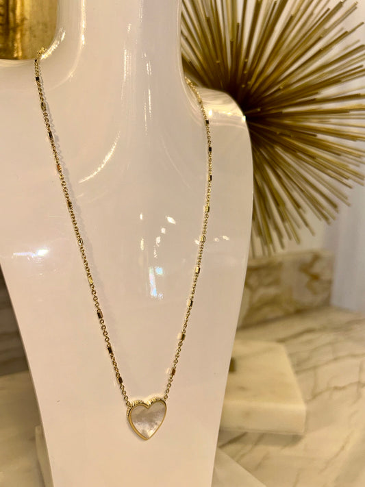 Kendra Scott Heart Mother of Pearl Pendant Necklace